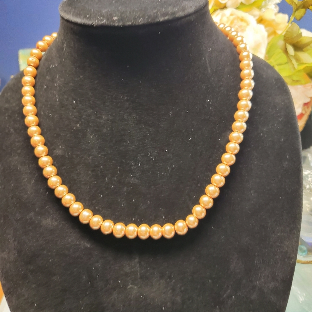 Nwt  Faux  Champaign Colored Pearl 19" Necklace With Hook Earrings